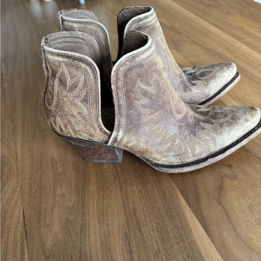 Ariat Dixon Ankle Boots - Picture 4 of 6